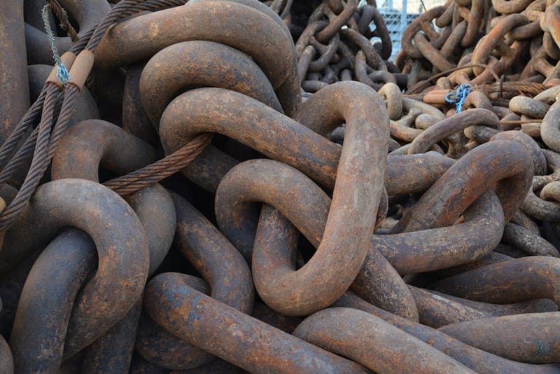 Anchoring Bias: How First Numbers Hijack Judgement