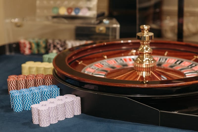 The Law of Large Numbers: Why Casinos Always Win