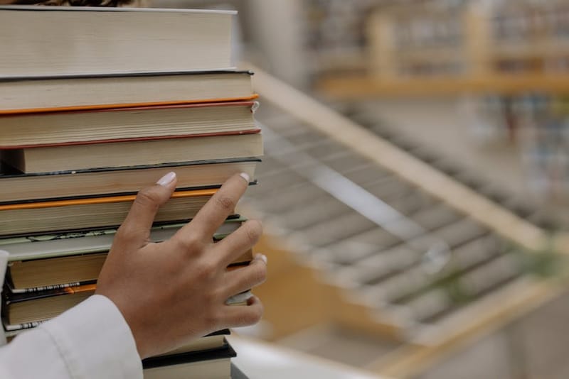 12 Best Books on Probabilistic Thinking and Decision-Making